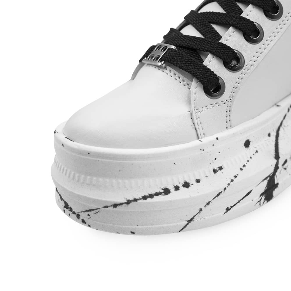 Tenis blanco y negro Gran México