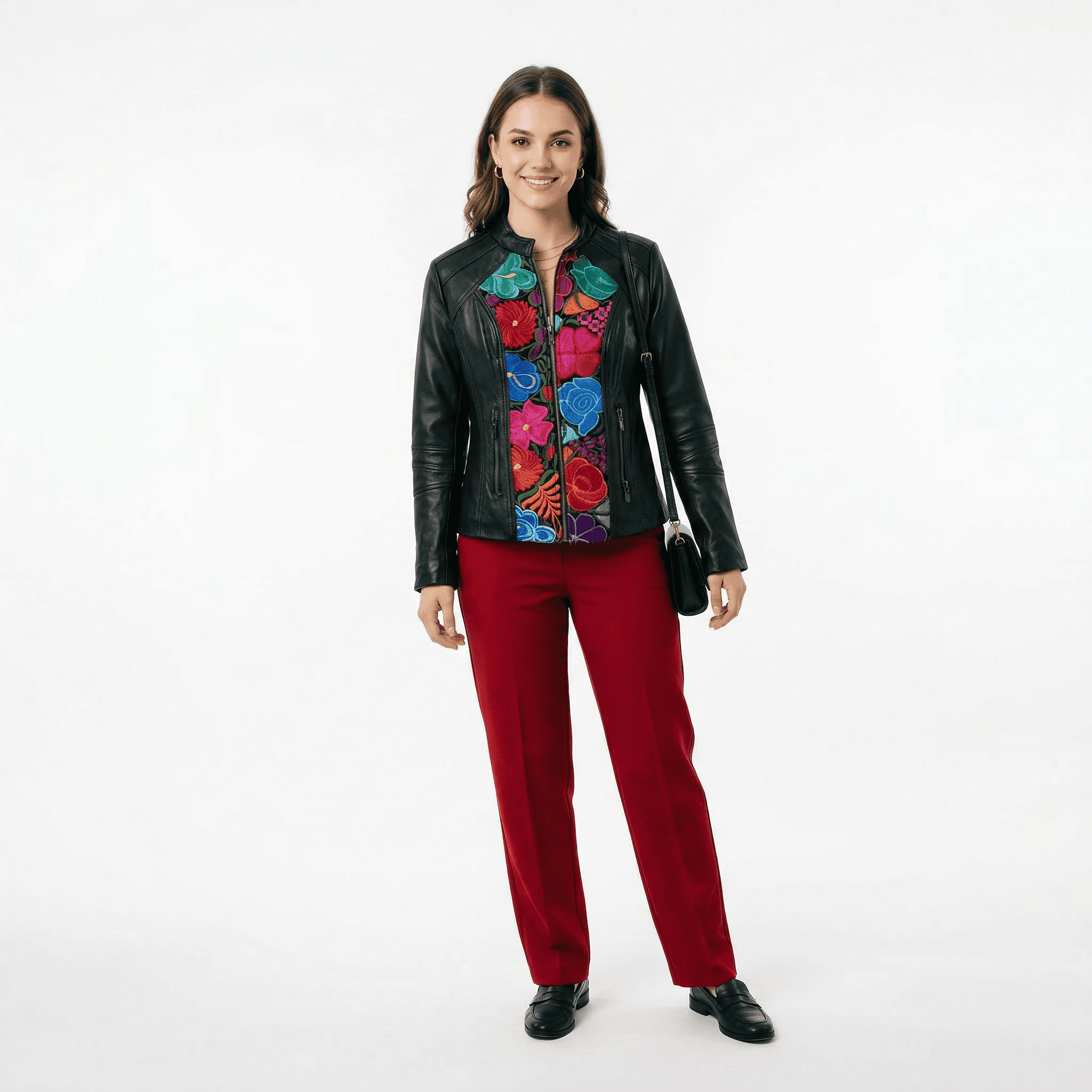 Chamarra de Piel Bordada Izel