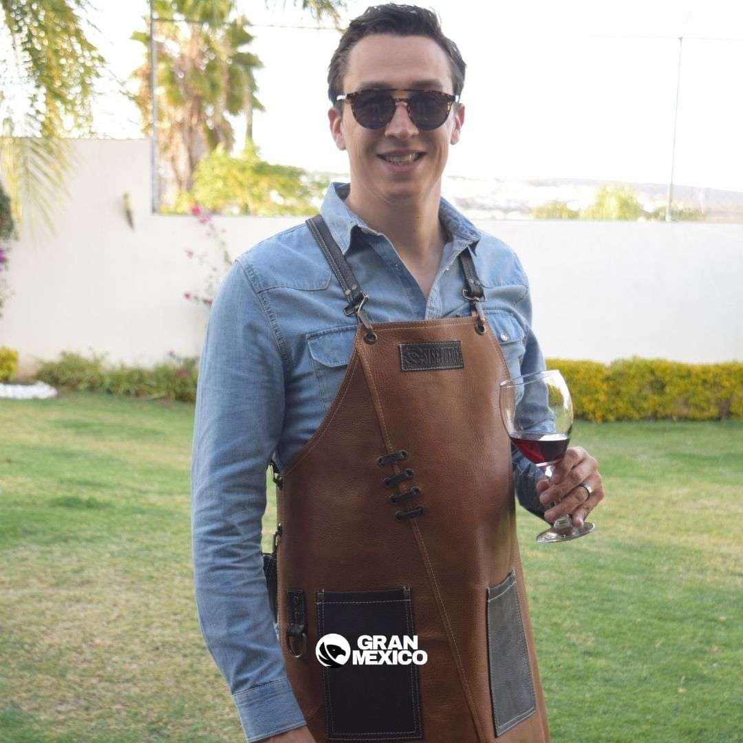 Mandil cómodo y de piel