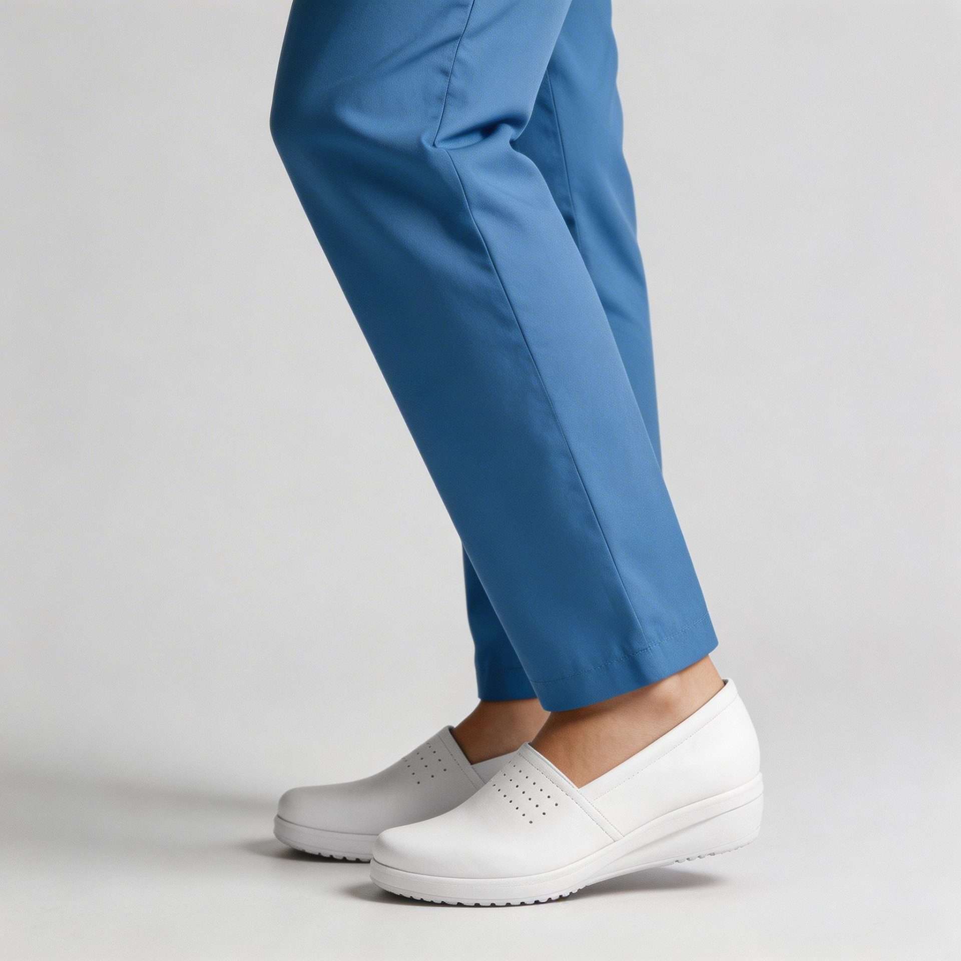 Zapato Clínico Blanco para Dama Clinic 940