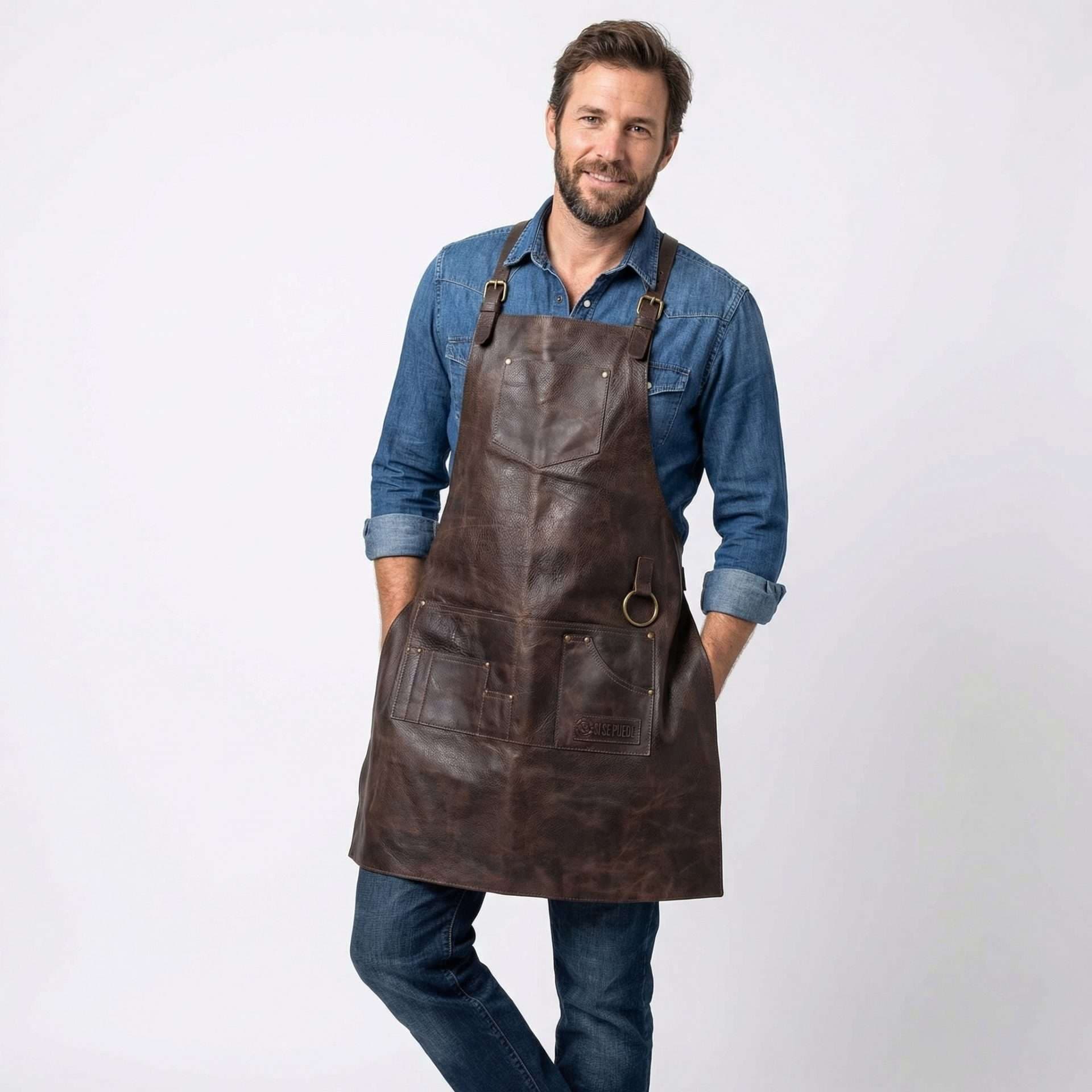Mandil Parrillero de Piel Color Café Adventure