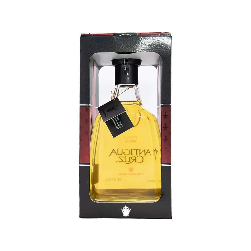 Tequila Antigua Cruz Añejo