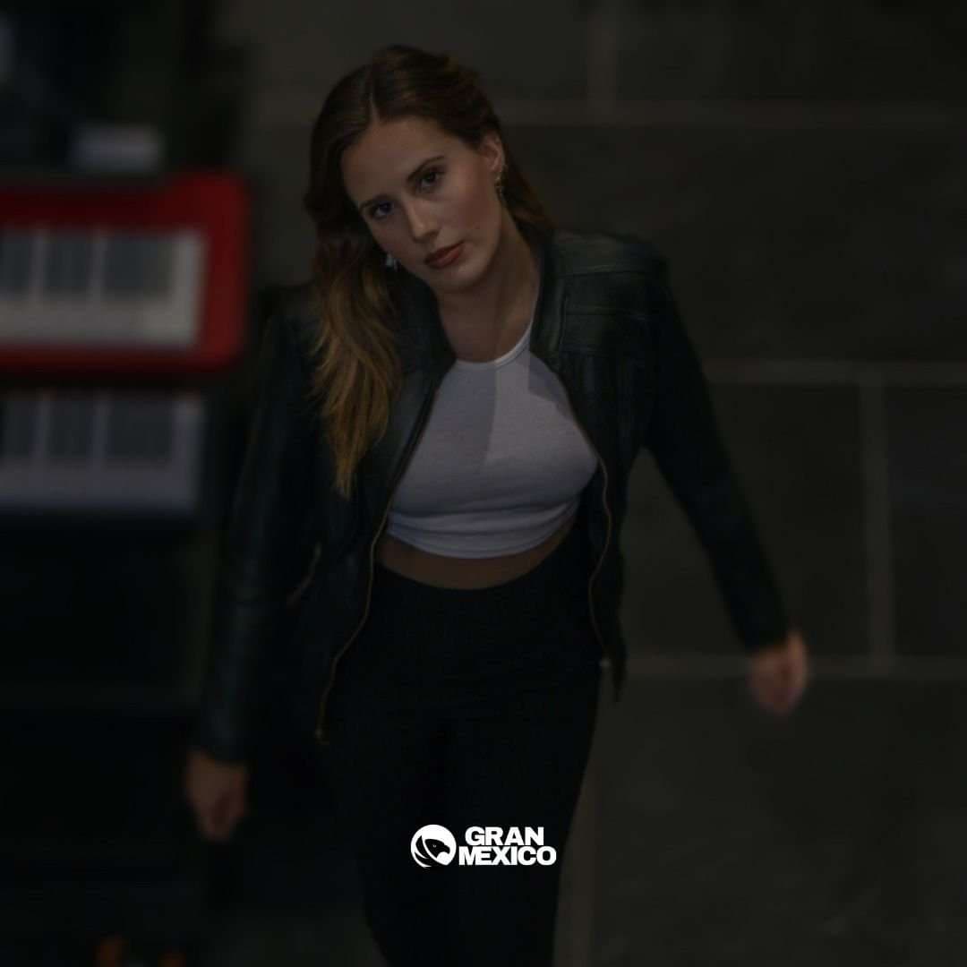 Chamarra de piel color verde