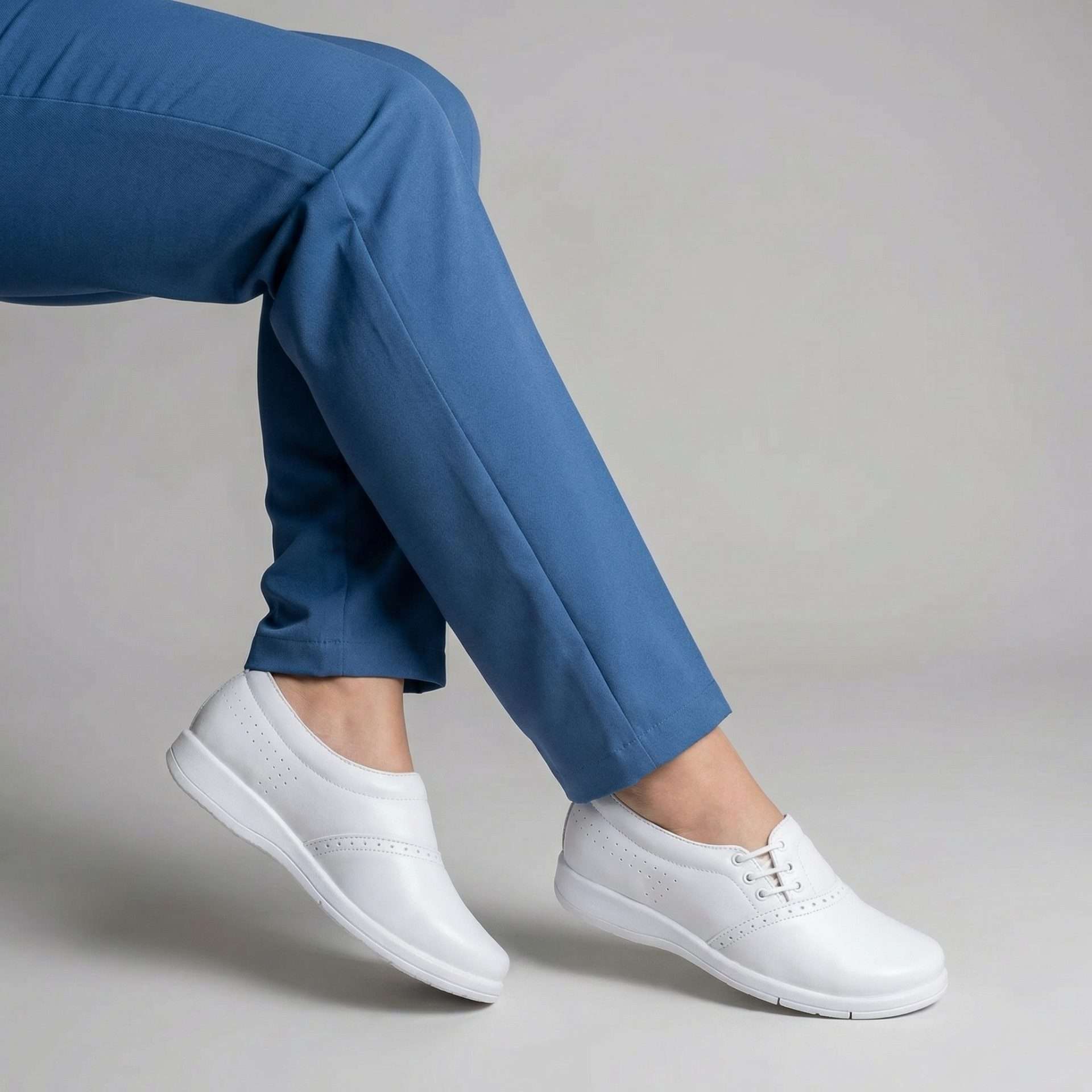 Zapato Clínico Blanco de Dama Clinic 3125