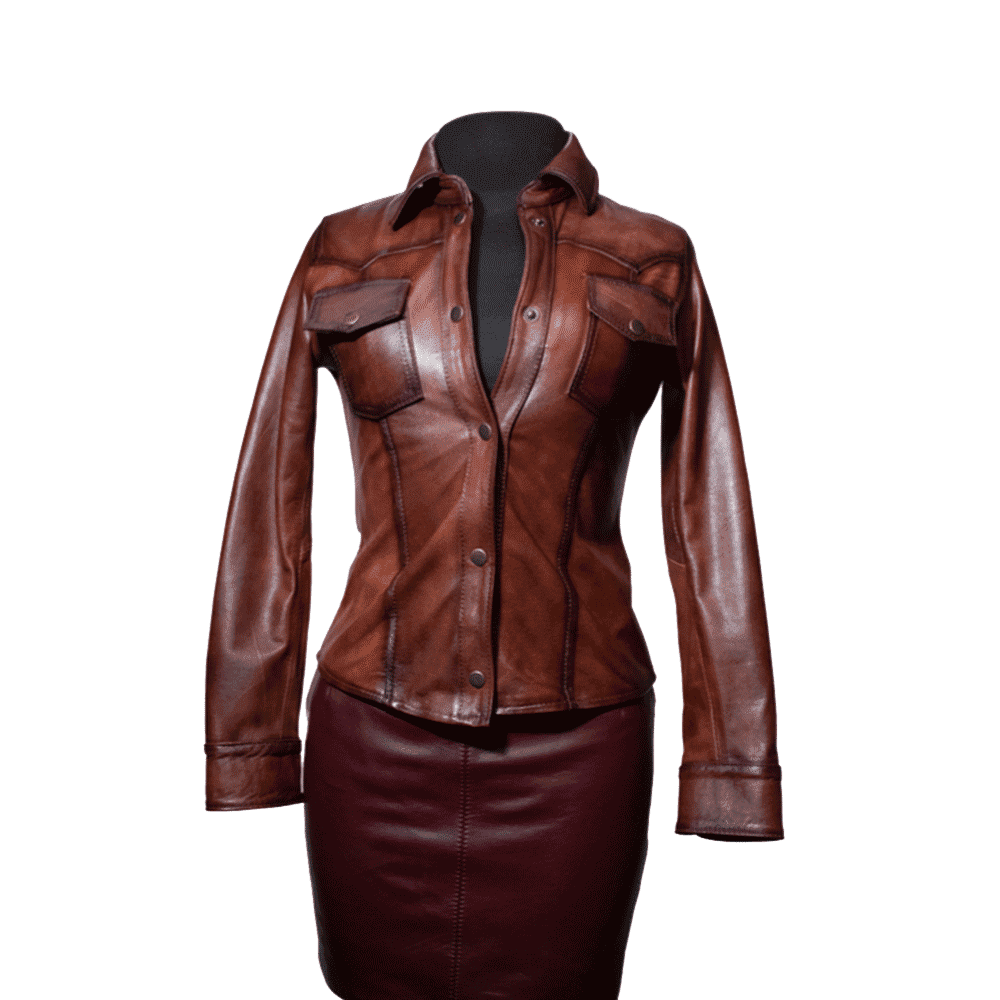 La Chamarra de Piel Amber está confeccionada en piel de borrego muy suave y cómoda en dos tonos muy llamativos café  para resaltar su diseño exclusivo