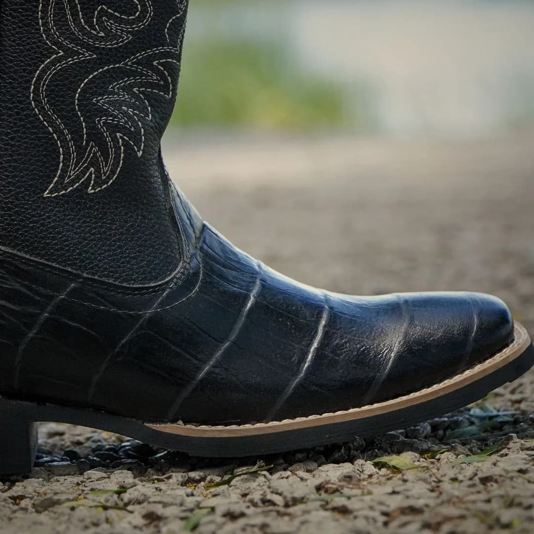 bota vaquera para hombre de piel de res